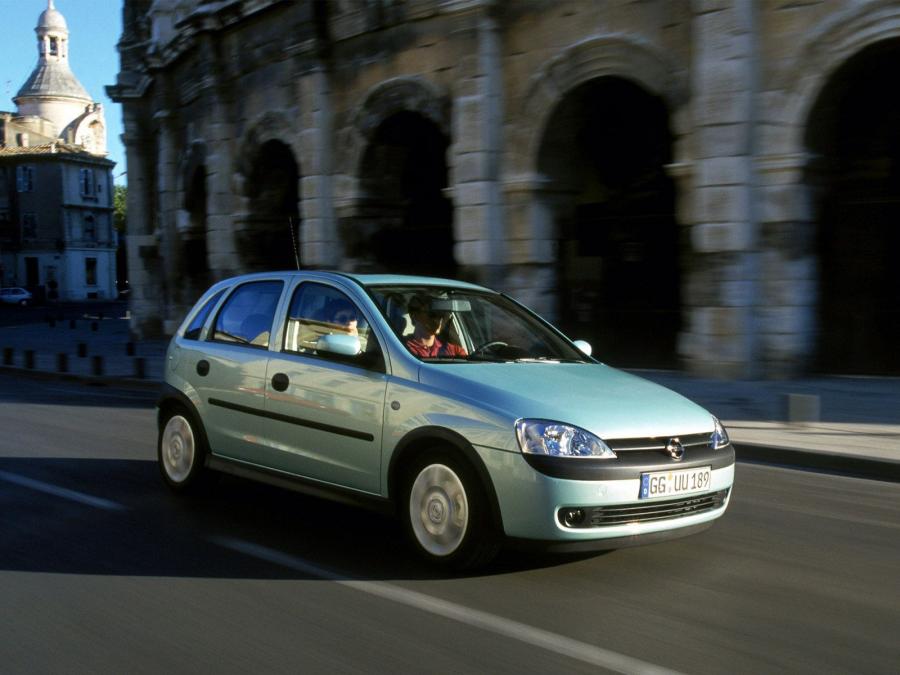  Opel Corsa 5-Door 2000 года  (фото 5 из 20)